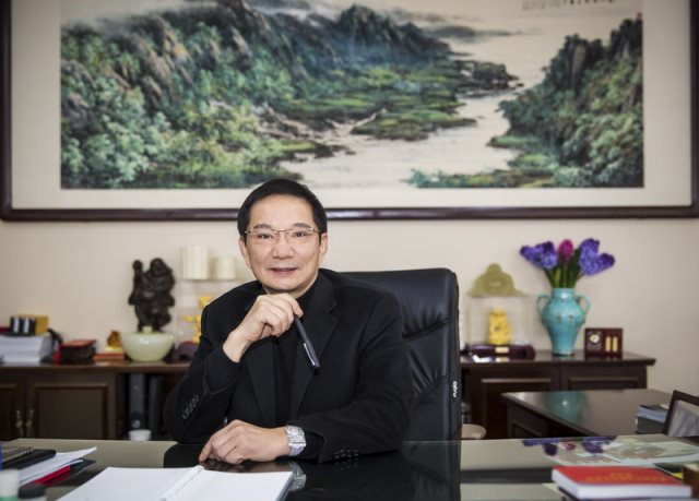 宁波市汽车零部件产业协会会长,宁波帅特龙集团董事长吴志光之风采